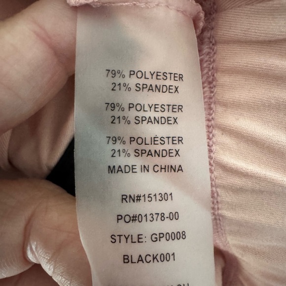 Good American Mixed Mesh Black Athletic Crop Top - Picture 9 of 10